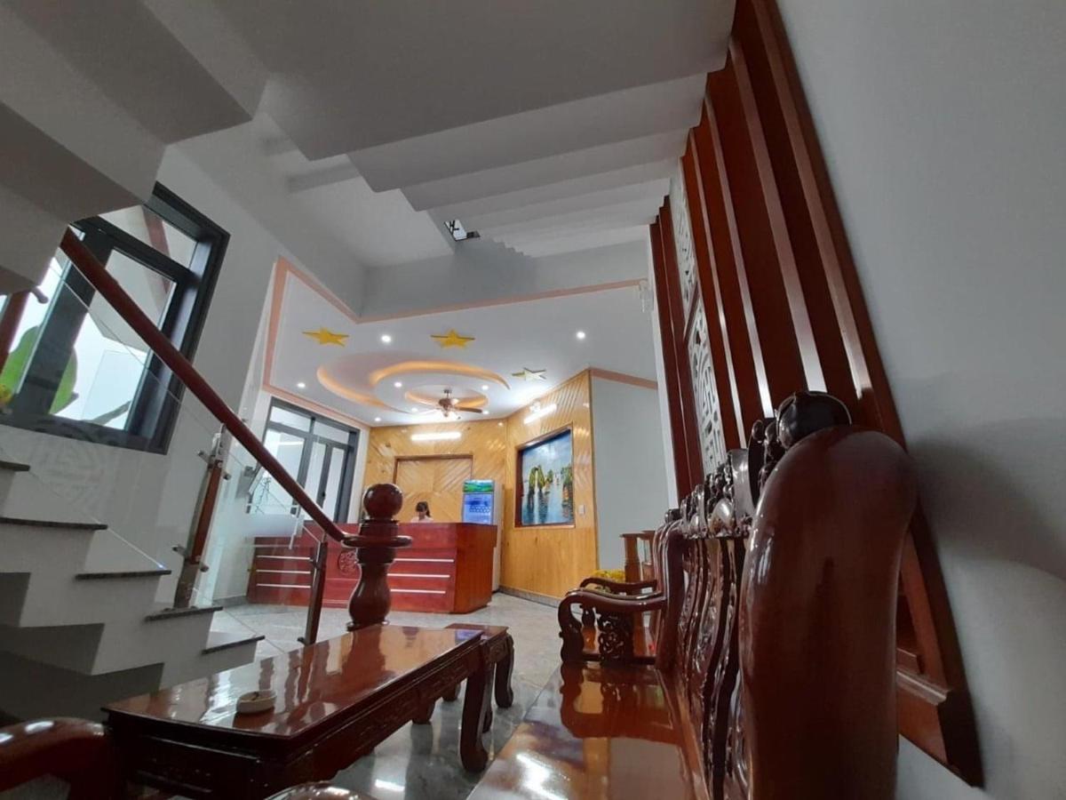 Khach San Nguyen Long Hotel Бао Лок Екстериор снимка